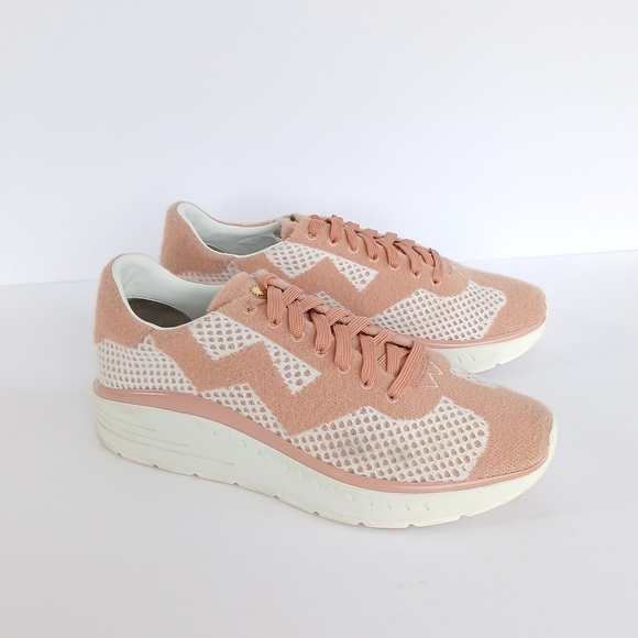 Stuart Weitzman Hartlee Knit Sneakers Size 40 - Picture 4 of 11